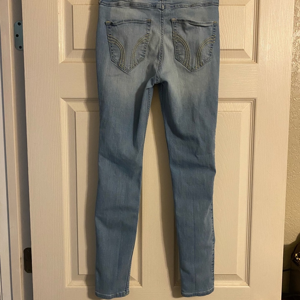 Hollister High-Rise Super Skinny Jeans Siz…